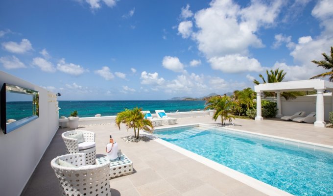 St Martin Terres Basses Beachfront Villa rentals  private pool 