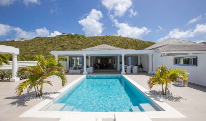 St Martin Terres Basses Beachfront Villa rentals  private pool 