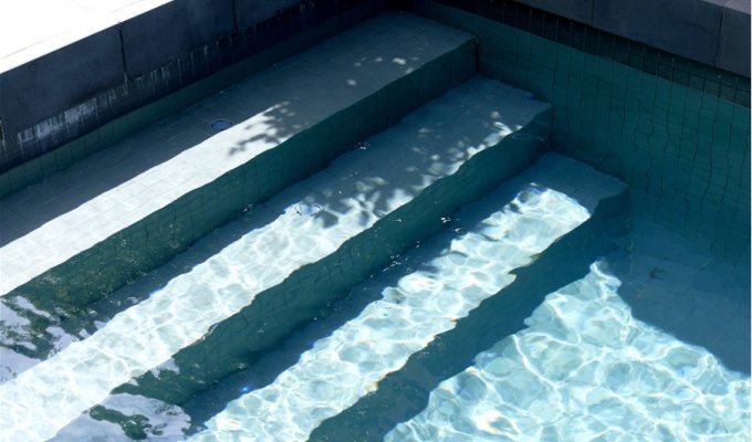 Luxury villa rental Melbourne Australia with private pool 