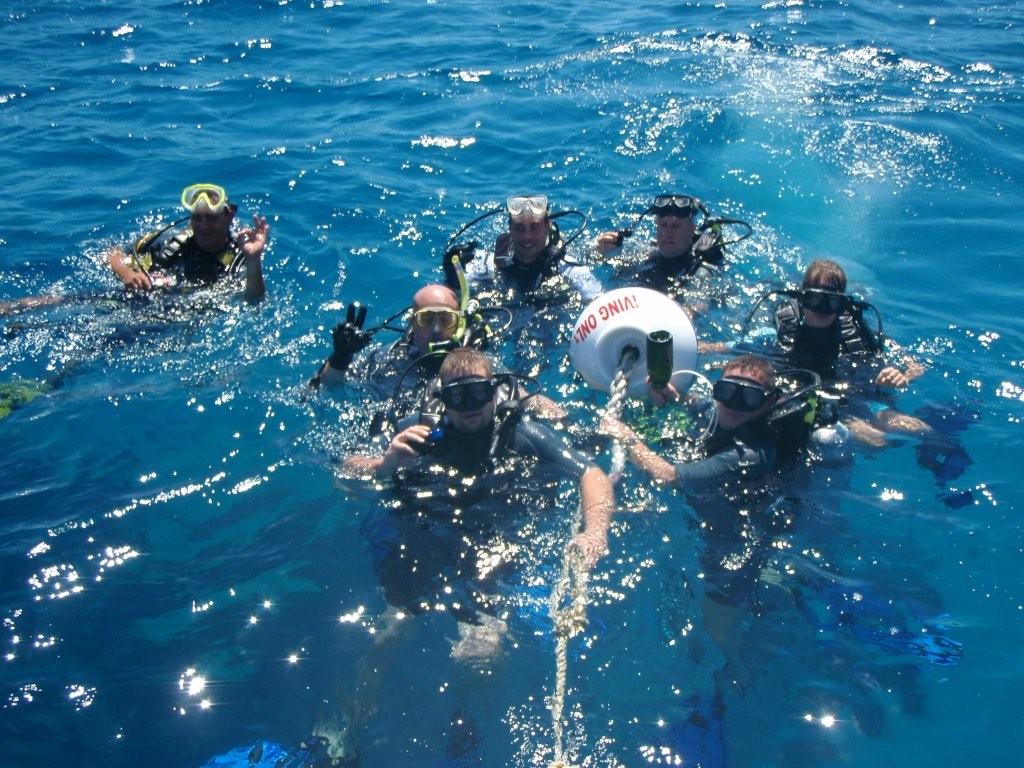 Scuba dive and snorkel in St. Martin / Sint Maarten with Neptune Dive[....]